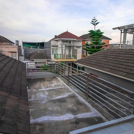 Villa El Nino 5 Bedroom Dengan Rooftop Mountain View Batu  Zewnętrze zdjęcie