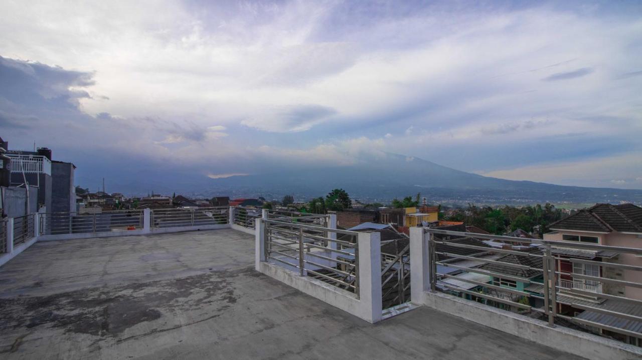 Villa El Nino 5 Bedroom Dengan Rooftop Mountain View Batu  Zewnętrze zdjęcie